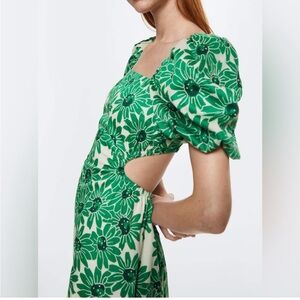 Mango Green Flower Dress with Open Back and Puff Sleeves